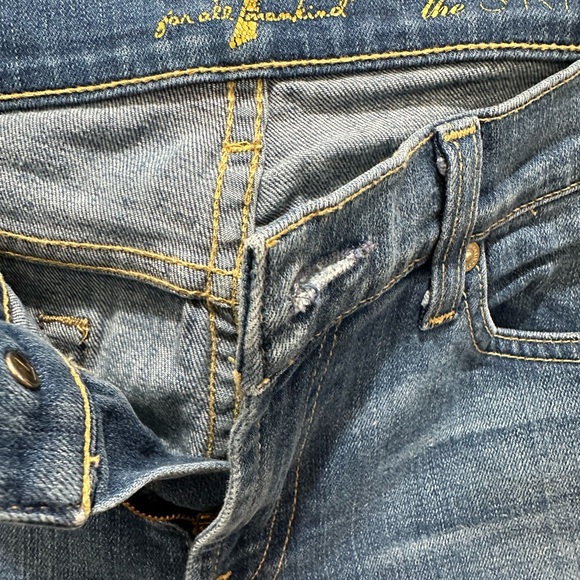 7 For All Mankind size 28 women’s straight jeans - Picture 6 of 6